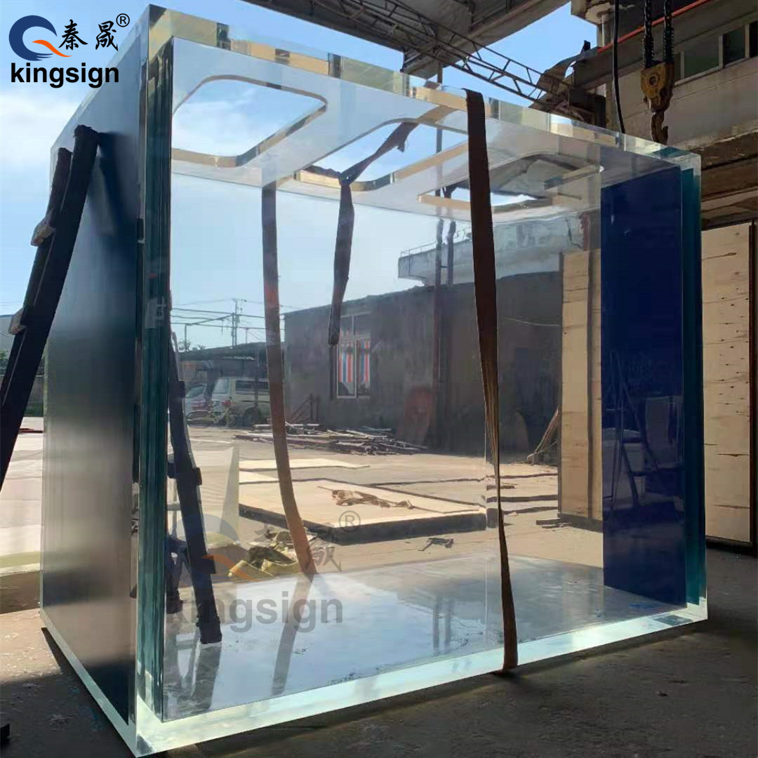 Apa kita kudu nindakake kanggo njaga tank iwak acrylic gedhe?